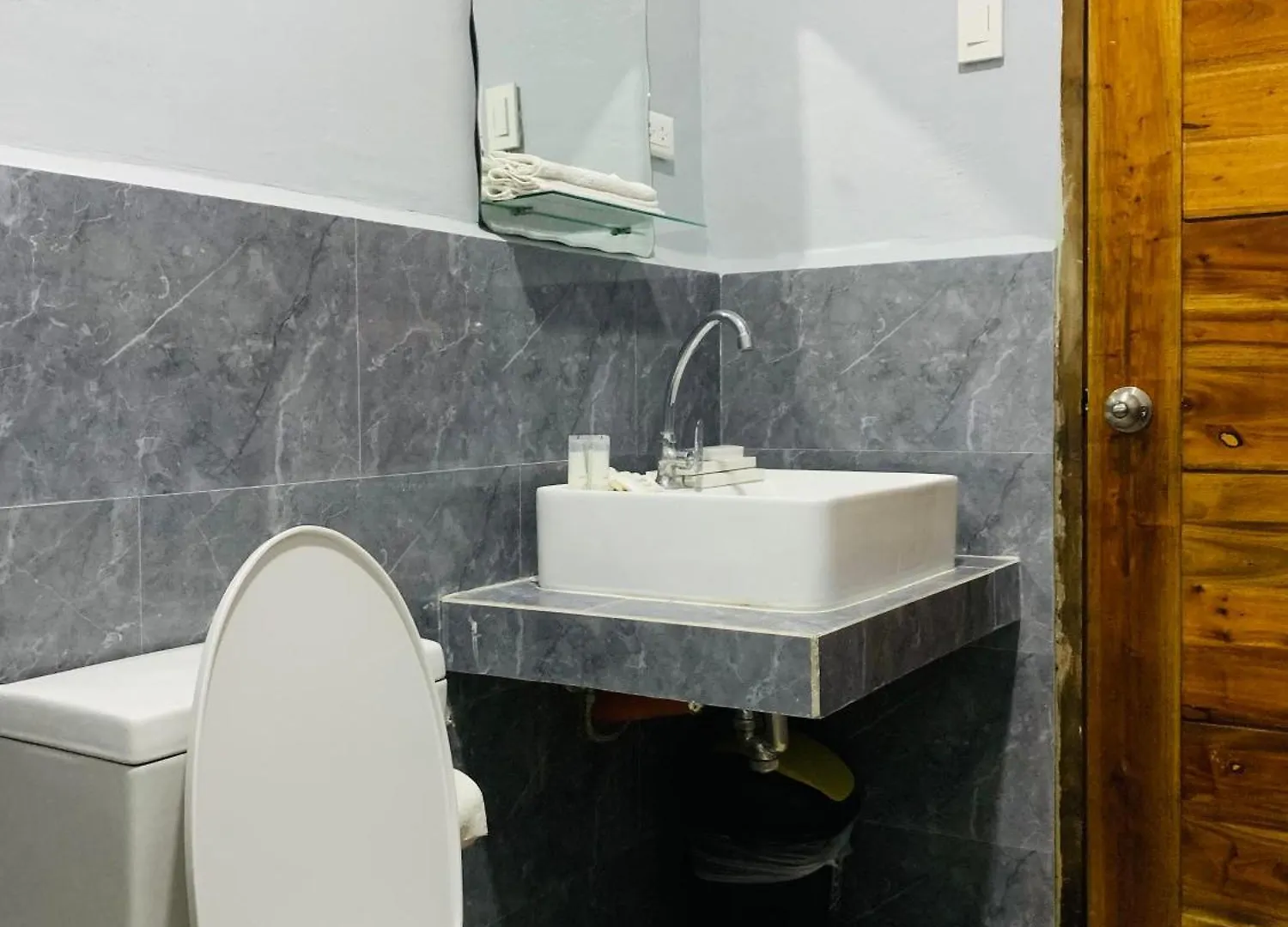 Hostel Mca Hotel Suites Panglao