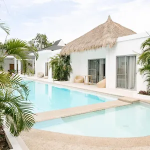 4* Resort Seapearl Of Alona