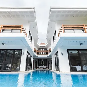 The Whitehouse By The Sea Panglao